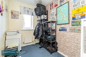Bedroom- click for photo gallery